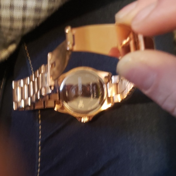 Juicy Couture
Women's Laguna Quartz Watch - Picture 3 of 4